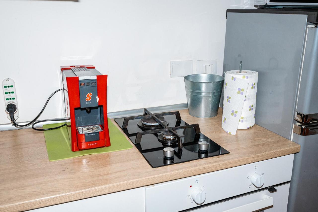 Stagabin Little Loft Near Porta Susa Station And Subway تورينو المظهر الخارجي الصورة