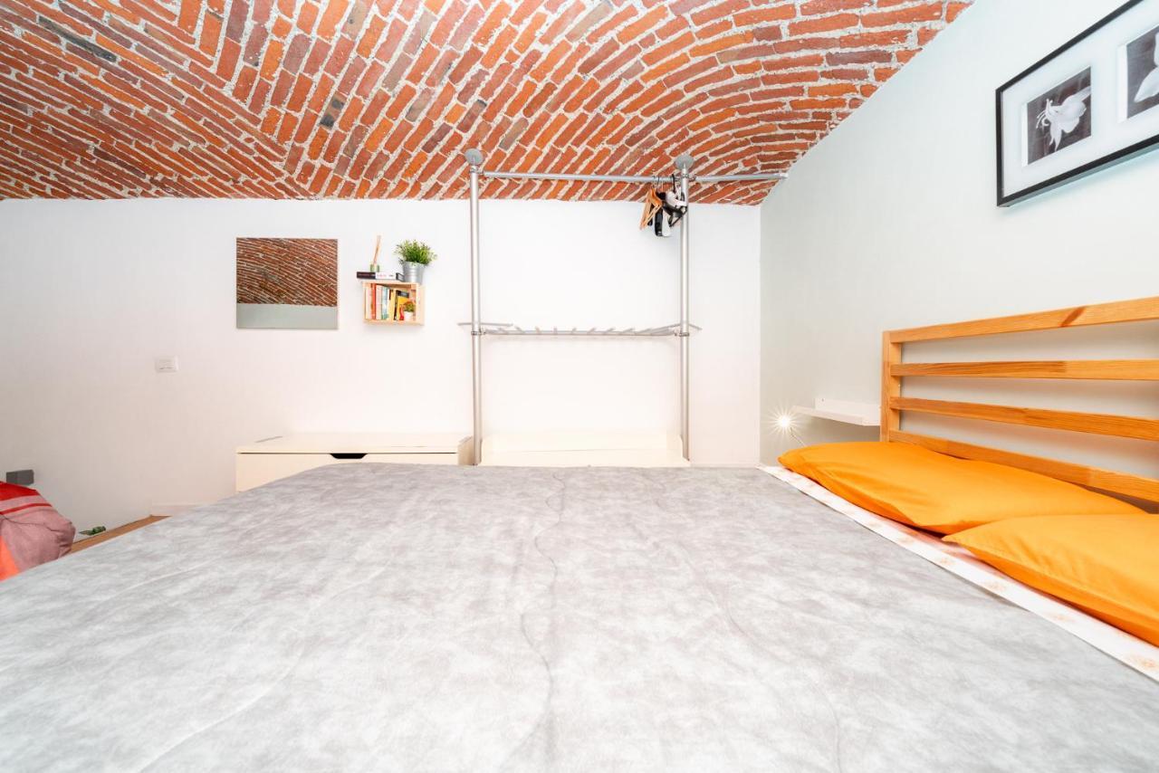 Stagabin Little Loft Near Porta Susa Station And Subway تورينو المظهر الخارجي الصورة